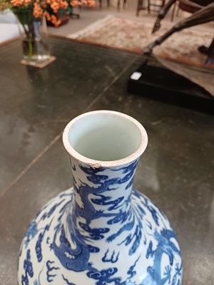 Lot 14 - A Chinese Porcelain Bottle Vase, Jiaqing reign...