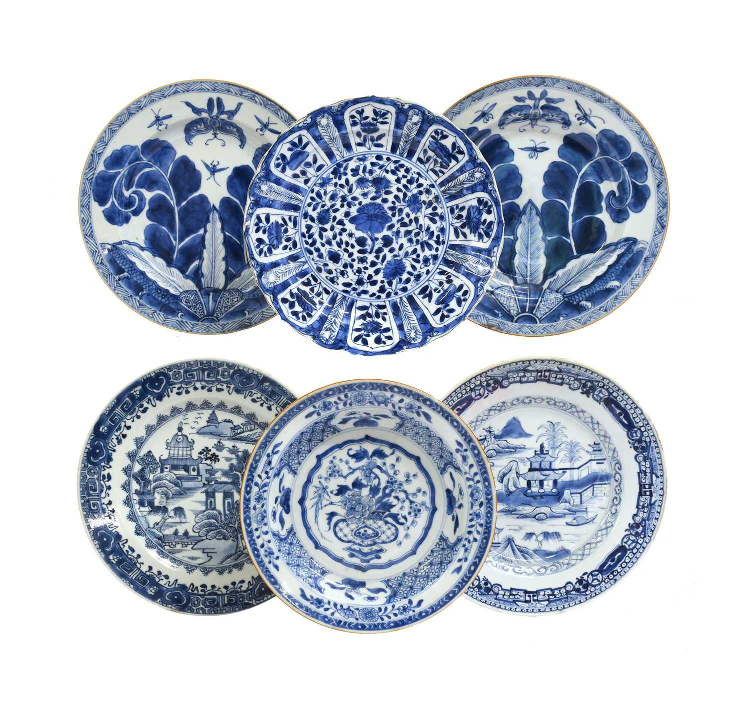 Lot 10 - A Pair of Chinese Porcelain Plates, 18th...