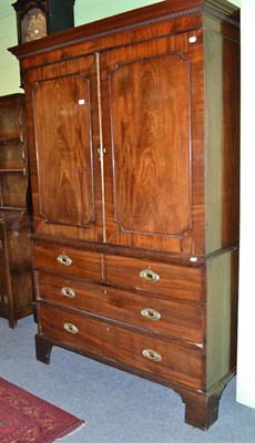 Lot 286 - George III mahogany linen press