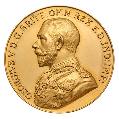 Lot George V, Sandhurst King's Medal, dated 1926,...