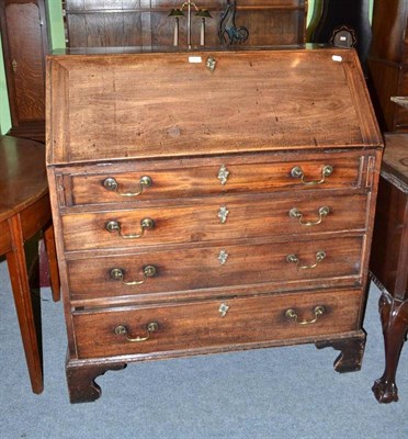 Lot 305 - A Georgian mahogany bureau