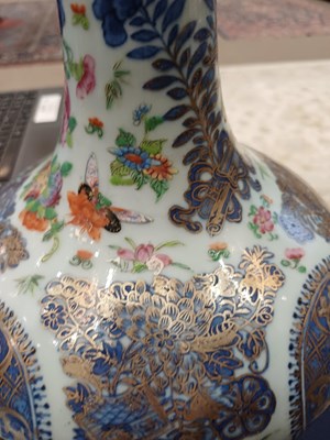 Lot 15 - A Chinese Porcelain Bottle Vase, 19th century,...