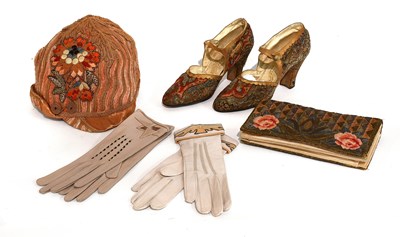 Lot 2284 - Circa 1920/30s Costume Accessories comprising...