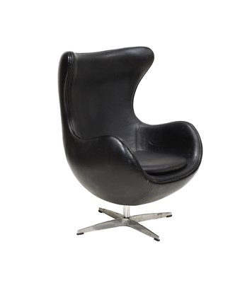 Lot 731 - A Mid-Century Egg Lounge Chair, after a design...