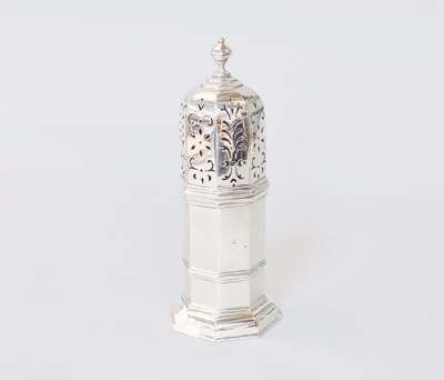 Lot 123 - A George VI Silver Caster, by Richard Comyns,...