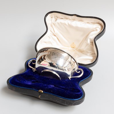 Lot 158 - A Cased Edward VII Silver Christening-Bowl and...
