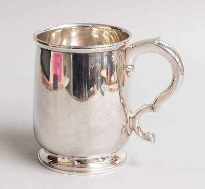 Lot 113 - An Elizabeth II Silver Mug, by Barker Brothers...