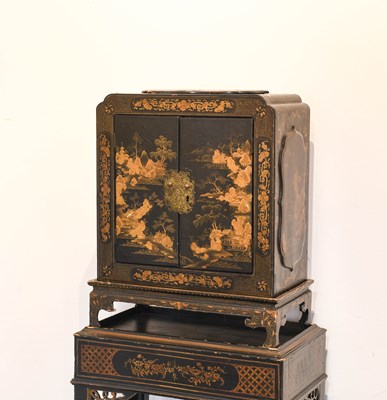 Lot 90 - A Chinese Export Black-Lacquer and...