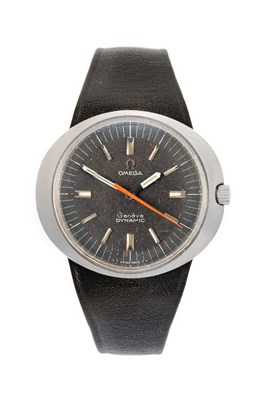 Lot 2460 - Omega: A Stainless Steel Centre Seconds...