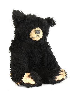 Lot 2001 - Circa 1950s Deans Tru-to-Life Black Bear...