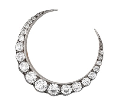 Lot 2281 - A Victorian Diamond Crescent Brooch set...