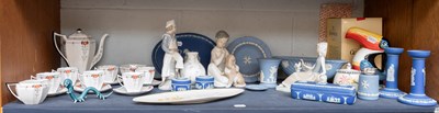 Lot 212 - A Collection of 20th Century Ceramics,...