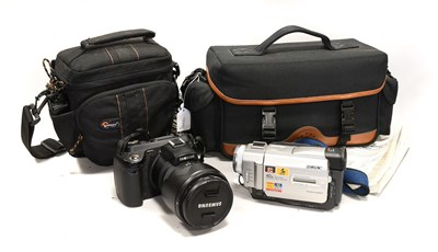 Lot 241 - Samsung Pro315 Camera