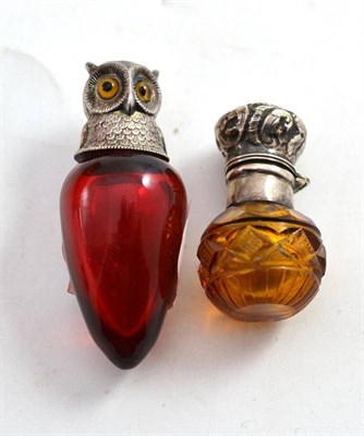 Lot 78 - A cut glass scent bottle and another