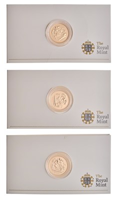 Lot 302 - 3x Elizabeth II, Half Sovereigns, 2009, 2010...