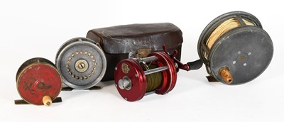 Lot 3181 - An Army & Navy 4" Salmon Fly Reel