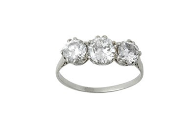 Lot 2234 - A Diamond Three Stone Ring the graduated round...