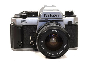 Lot 221 - Nikon FA Camera