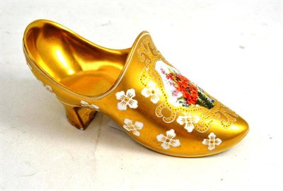 Lot 160 - A Coalport slipper