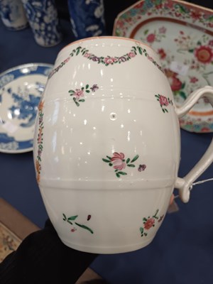 Lot 33 - A Chinese Porcelain Barrel-Shaped Mug,...