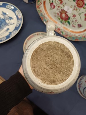 Lot 33 - A Chinese Porcelain Barrel-Shaped Mug,...