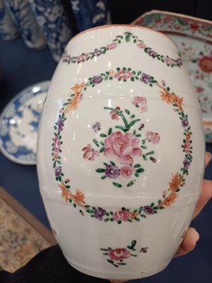 Lot 33 - A Chinese Porcelain Barrel-Shaped Mug,...