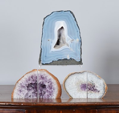Lot Minerals/Fossils: A Blue Agate Geode and Two...