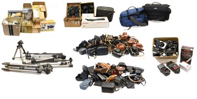 Lot 251 - Various Camera Accessories