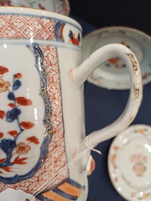 Lot 34 - A Chinese Imari Mug, circa 1730, of...