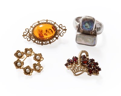Lot 309 - A Small Quantity of Jewellery, comprising of a...