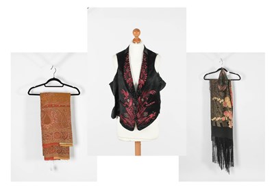 Lot 19th Century and Early 20th Century Costume...