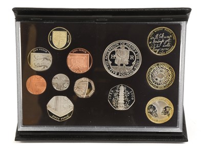 Lot 393 - 2009 Deluxe UK Proof Coin Set, 12 coins from...