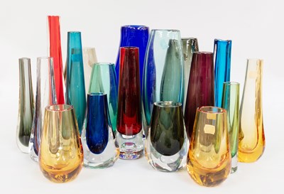 Lot 171 - Eighteen Mainly Whitefriars Cased Glass Vases,...