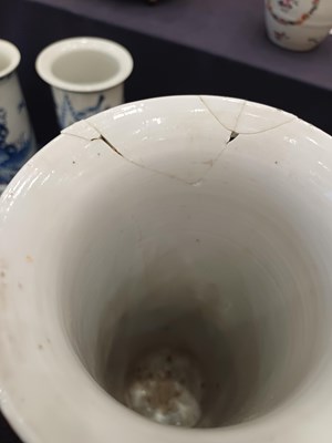 Lot 19 - A Chinese Porcelain Sleeve Vase, Kangxi reign...