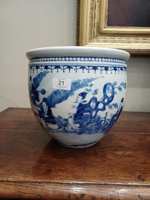 Lot 21 - A Chinese Porcelain Jardiniere, Kangxi reign...