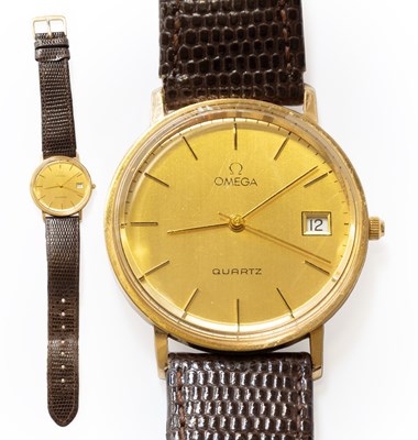 Lot 285 - A 9 Carat Gold Omega Quartz Calendar Wristwatch
