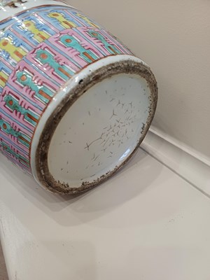 Lot 40 - A Pair of Cantonese Porcelain Vases, mid 19th...