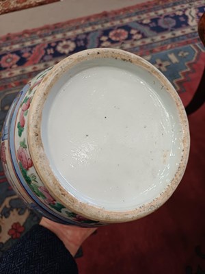 Lot 41 - A Cantonese Porcelain Vase, mid-19th century,...