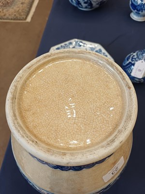 Lot 23 - A Chinese Porcelain Vase, late 19th century,...