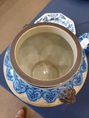 Lot 23 - A Chinese Porcelain Vase, late 19th century,...