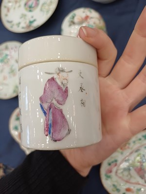 Lot 51 - A Pair of Chinese Porcelain Jars and Covers,...