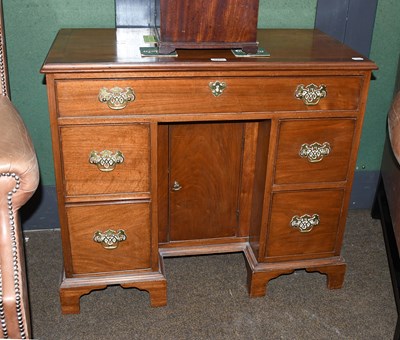 Lot 1470 - A George III Crossbanded Mahogany Kneehole...