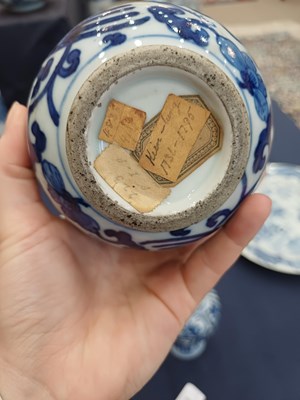 Lot 8 - A Chinese Porcelain Octagonal Plate, Kangxi,...