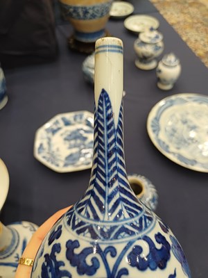 Lot 8 - A Chinese Porcelain Octagonal Plate, Kangxi,...