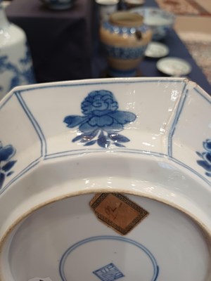 Lot 8 - A Chinese Porcelain Octagonal Plate, Kangxi,...