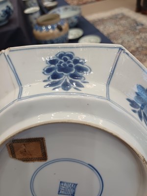 Lot 8 - A Chinese Porcelain Octagonal Plate, Kangxi,...