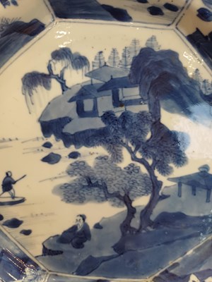 Lot 8 - A Chinese Porcelain Octagonal Plate, Kangxi,...
