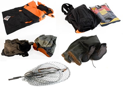 Lot 3203 - Various Items Of Clothing