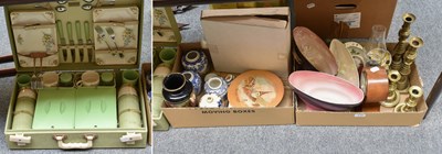Lot 239 - Miscellaneous Decorative Ceramics and Glass,...