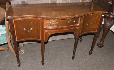 Lot 1462 - A George III Mahogany Serpentine Fronted...